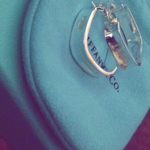 Tiffany&Co 1837 square hoop earrings.new original
