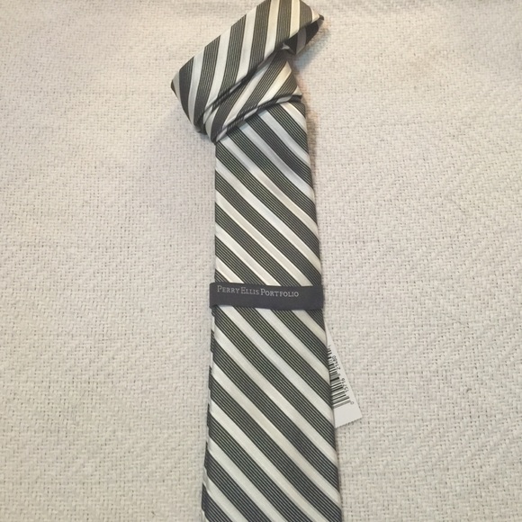 Perry Ellis Accessories - Perry Ellis Portfolio Striped Tie