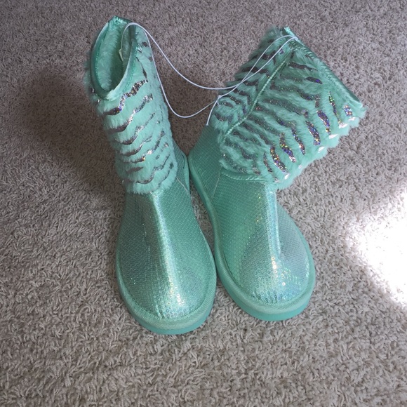 Justice Shoes - Justice Boots Size 8 (fits 6.5/7) adult