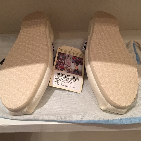 TOMS white sparkly - Picture 2 of 3