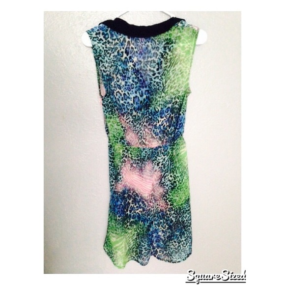 Cute High-Low Dress 💕 - Picture 3 of 3