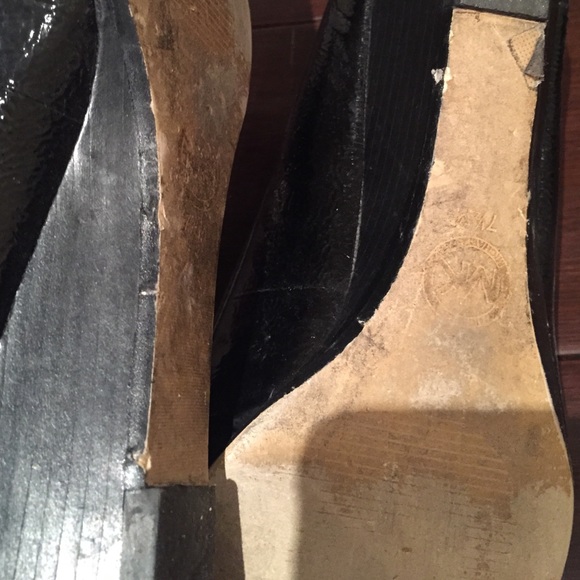 Michael Kors 1 in. wedge- patent leather - Picture 3 of 3