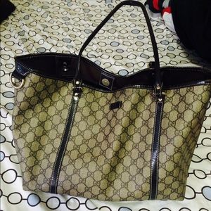 Authentic Gucci pocket book