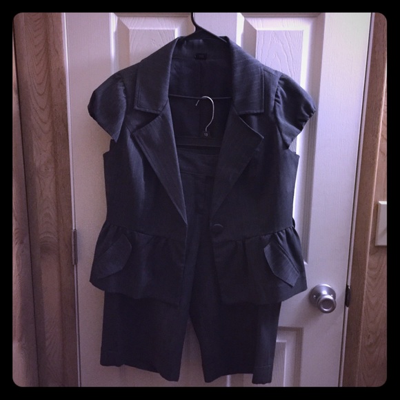 Guess pin stripe outfit