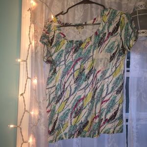 feather print pocketed t-shirt