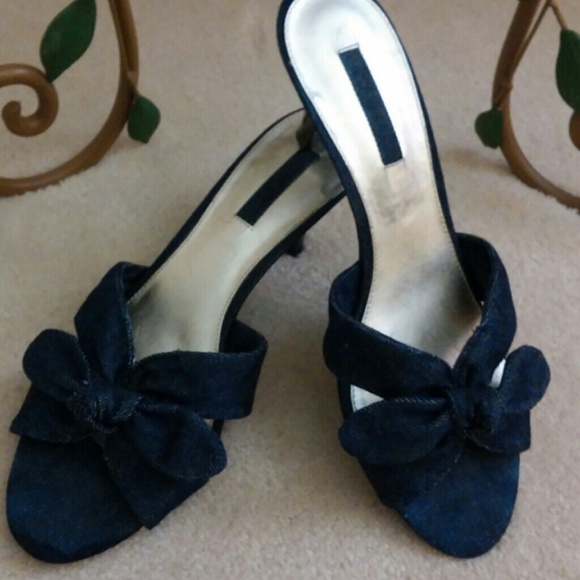 *One Day Sale!* "Bandolino" Denim Sandals