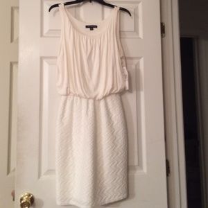 White Sharagano stretchy dress. Size 6