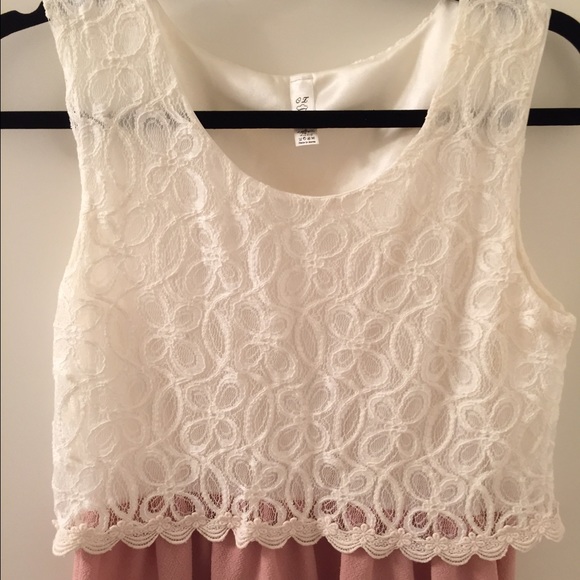 Summer dress in white lace and pink from Korea - Picture 2 of 4