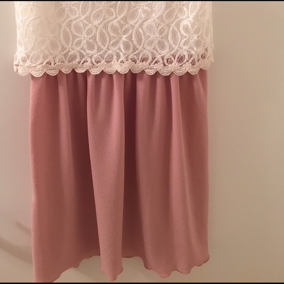 Summer dress in white lace and pink from Korea - Picture 3 of 4