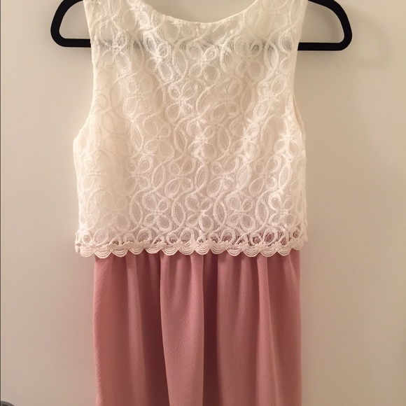 Summer dress in white lace and pink from Korea - Picture 4 of 4