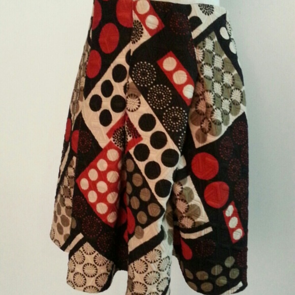 Skirt - Picture 2 of 2