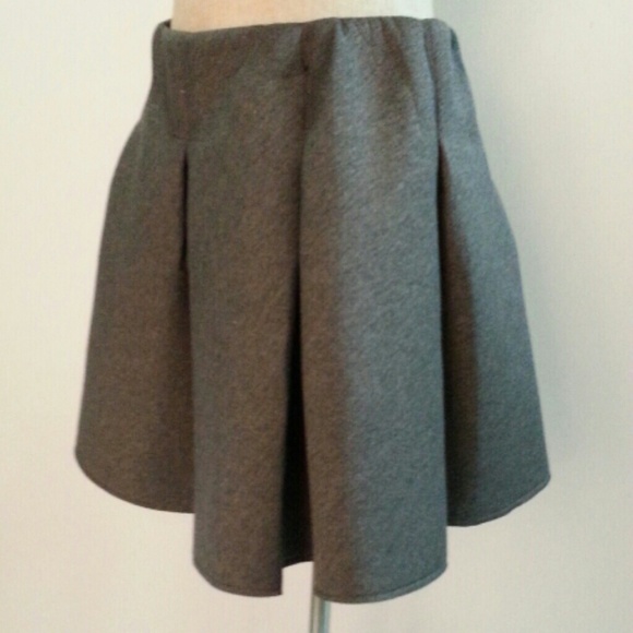 Scuba fabric // Skirt - Picture 2 of 3