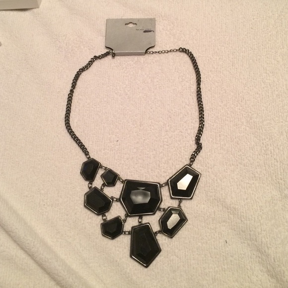 Chunky Black Statement Necklace - Picture 2 of 3