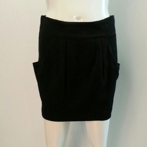 Skirt - Picture 2 of 4