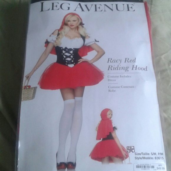 Red riding hood costume by leg avenue