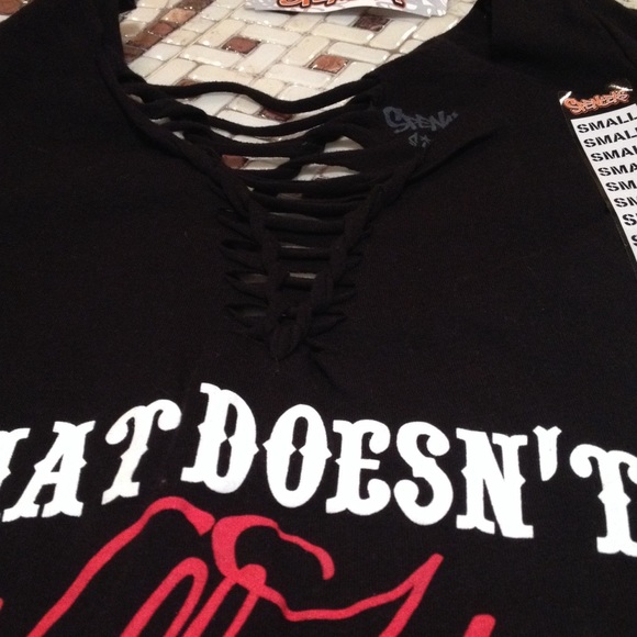 BUNDLED Strong & Sexy Shirt ‼️ - Picture 4 of 4