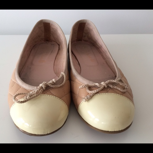 PRETTY BALLERINAS QUILTED LEATHER BALLET FLATS
