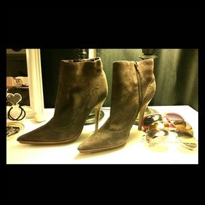 Dollhouse pointy booties