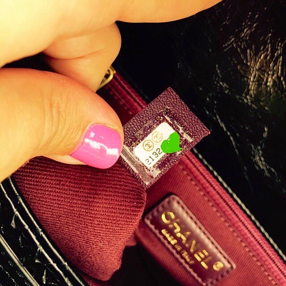 Sold on eBay CHANEL Jumbo Python - Picture 4 of 4