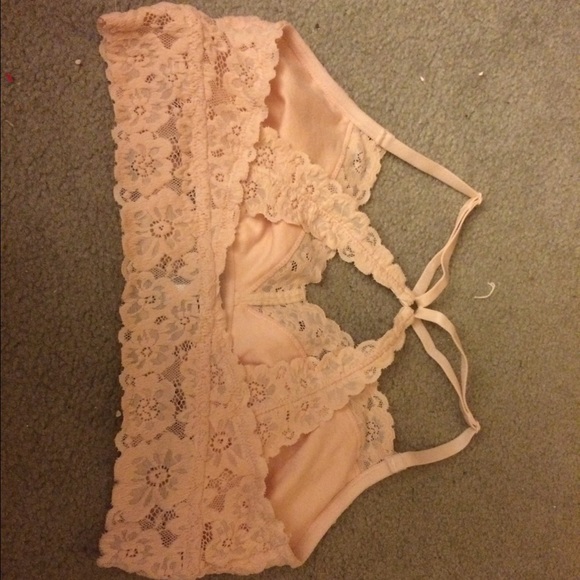 Nude lace brallette - Picture 3 of 4