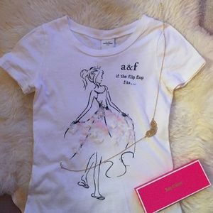 HOLD Abercrombie Floral Graphic Tee