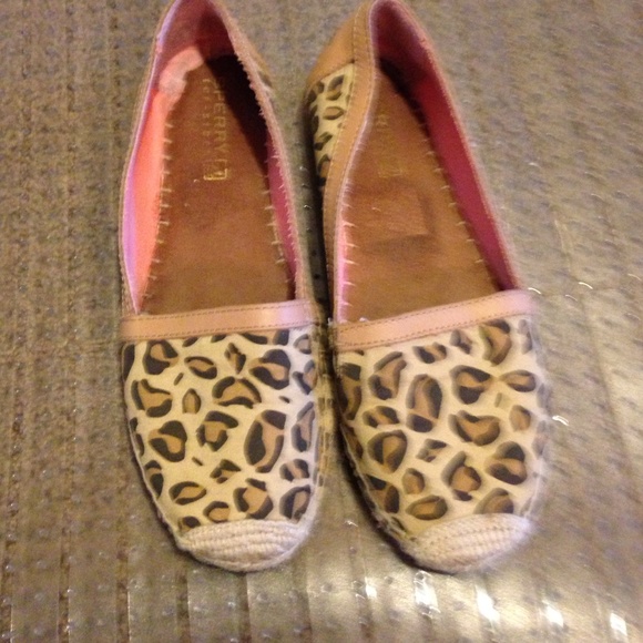 Sperry  lepord shoes sz 8