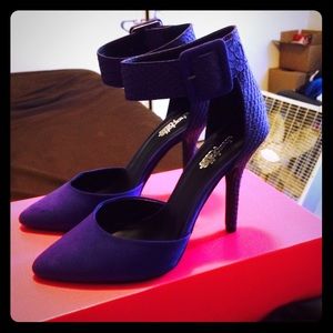 Purple Pointed Toe Heels