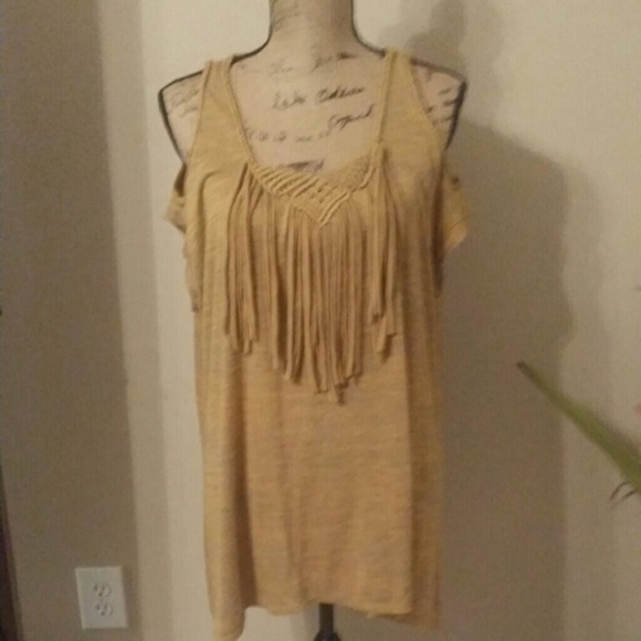 Trendy Tunic - Picture 2 of 4