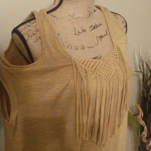 Trendy Tunic - Picture 3 of 4