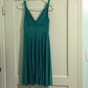 Bouncy teal accordion dress