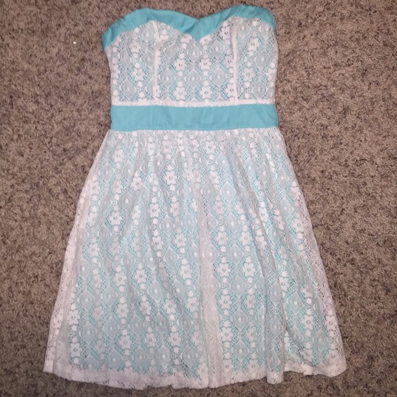 Wet Seal Strapless Dress- size small