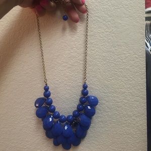 Blue chunky necklace for trade