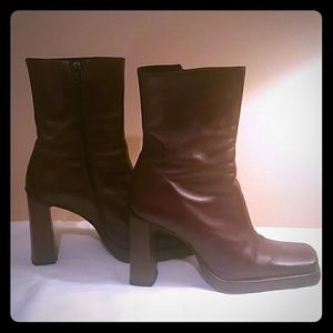Plum / Burgandy boots