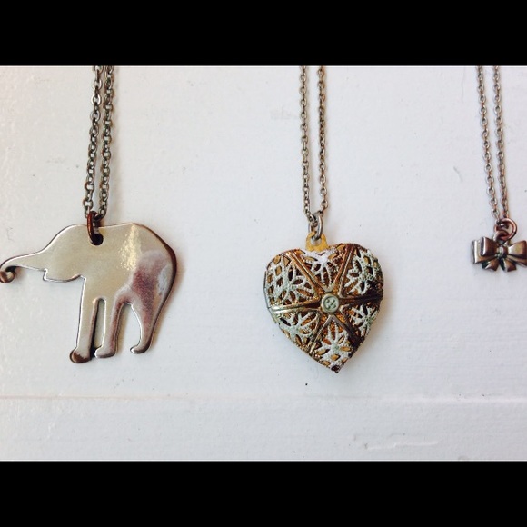 necklaces - Picture 2 of 2