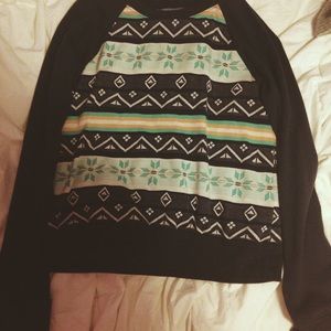 Long-Sleeved Patterned Shirt