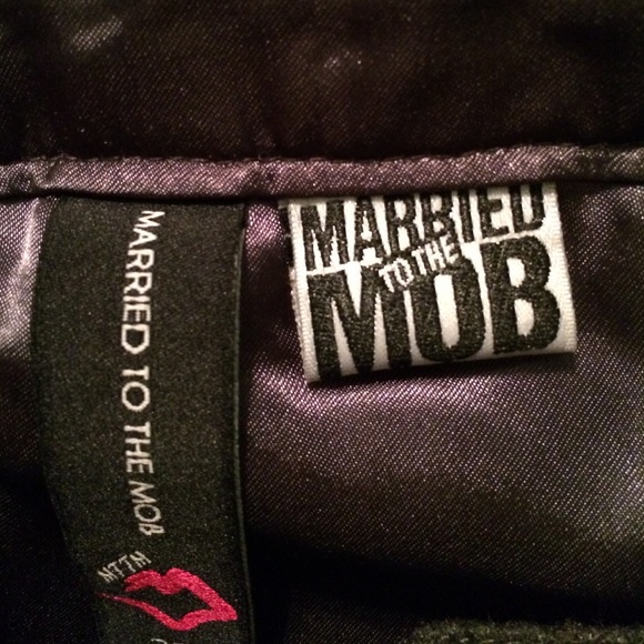 Married To The Mob Wool Shorts - Picture 3 of 4