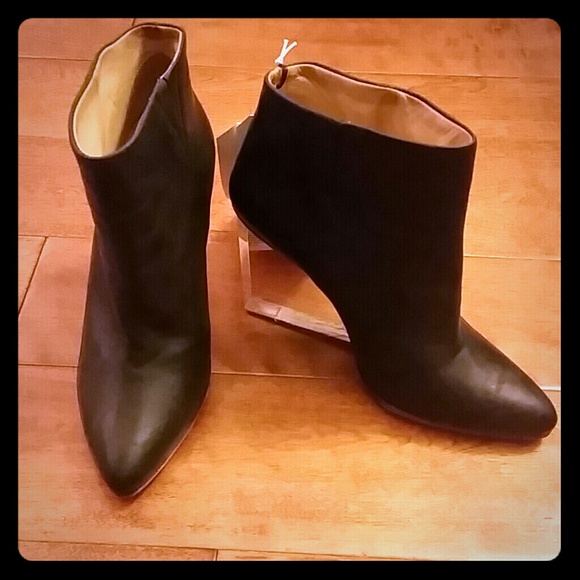 Maison Martin Margiela for H&M Shoes - 🎉HP 7/20🎉Maison Martin Margiela Leather Boots