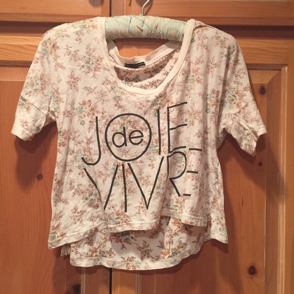 Urban Outfitters "Joie de Vivre" crop top
