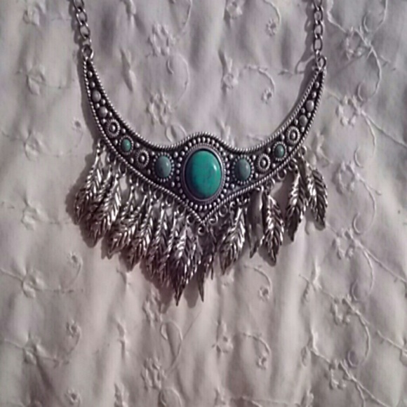 Tribal Necklace - Picture 2 of 2