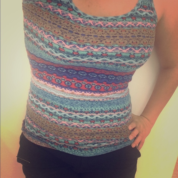 Mossimo Aztec/tribal print tank top