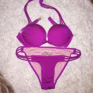 Victoria's Secret 32B bombshell swim suit
