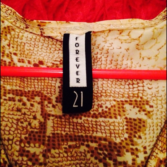 shirt - Picture 2 of 2