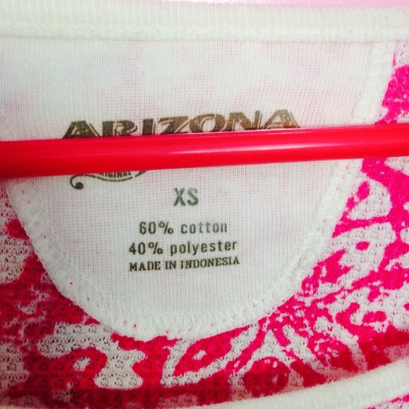 shirt - Picture 3 of 3