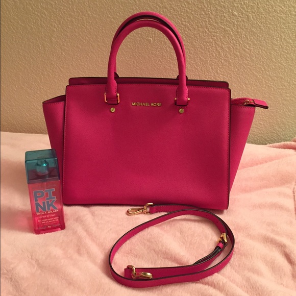 Michael Kors Large selma Neon pink.Limited edition