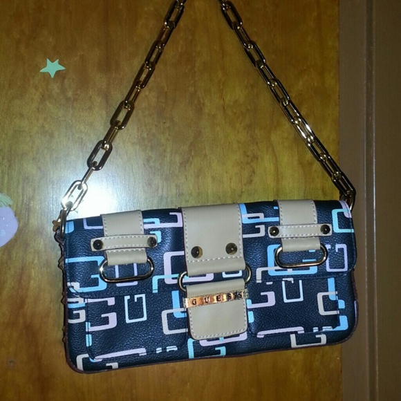 Guess purse