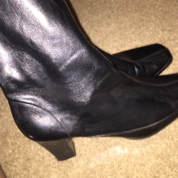 Black BOOTS !