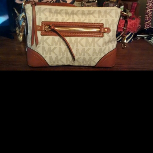 Michael kors hangbag