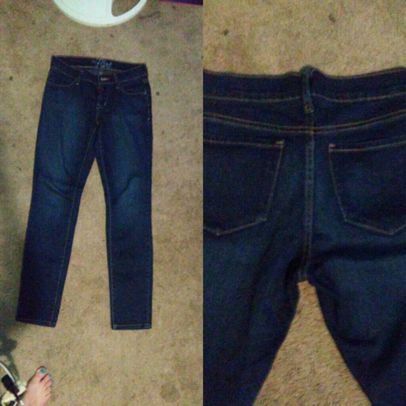 NEVER BEEN WORN & STILL HAVE THE TAG!