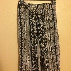 Wide leg pants