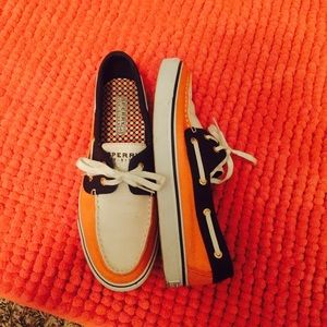 Navy coral and white sperry shoes